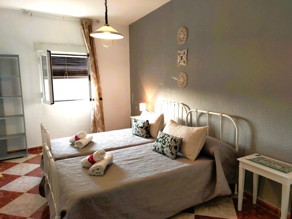 Apartamentos Fernando III El Santo Baeza Luaran gambar