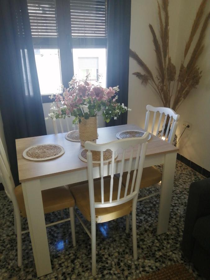 Apartamentos Fernando III El Santo Baeza Luaran gambar